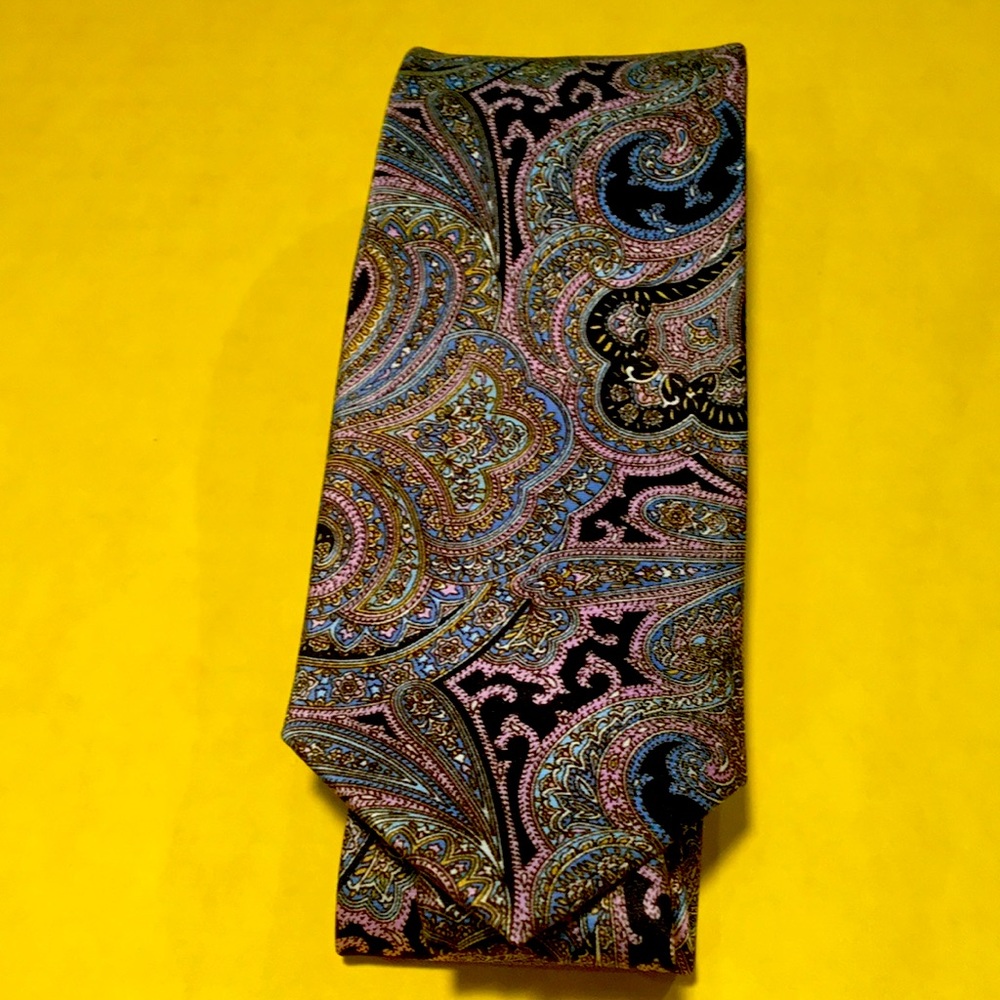 Necktie
